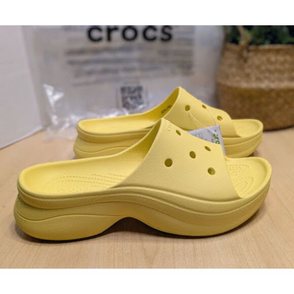 CROCS Daylily Yellow Bae Slide Sandals Women's Size 9 UK 7 NWT - Picture 2 of 12